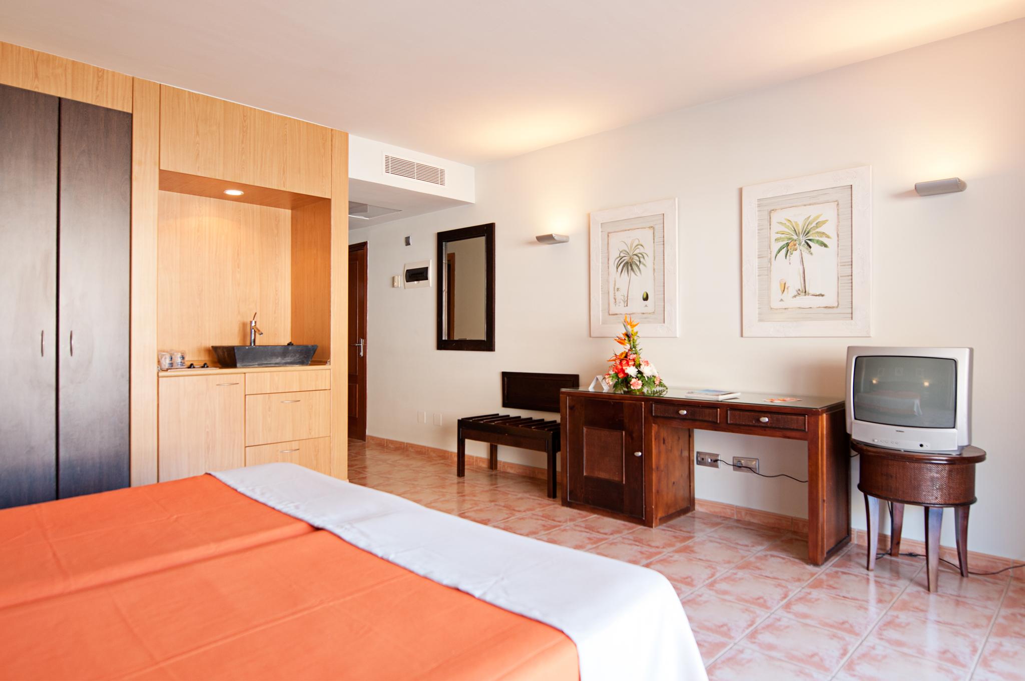 Hotel Livvo Lago Taurito & Aquapark Εξωτερικό φωτογραφία